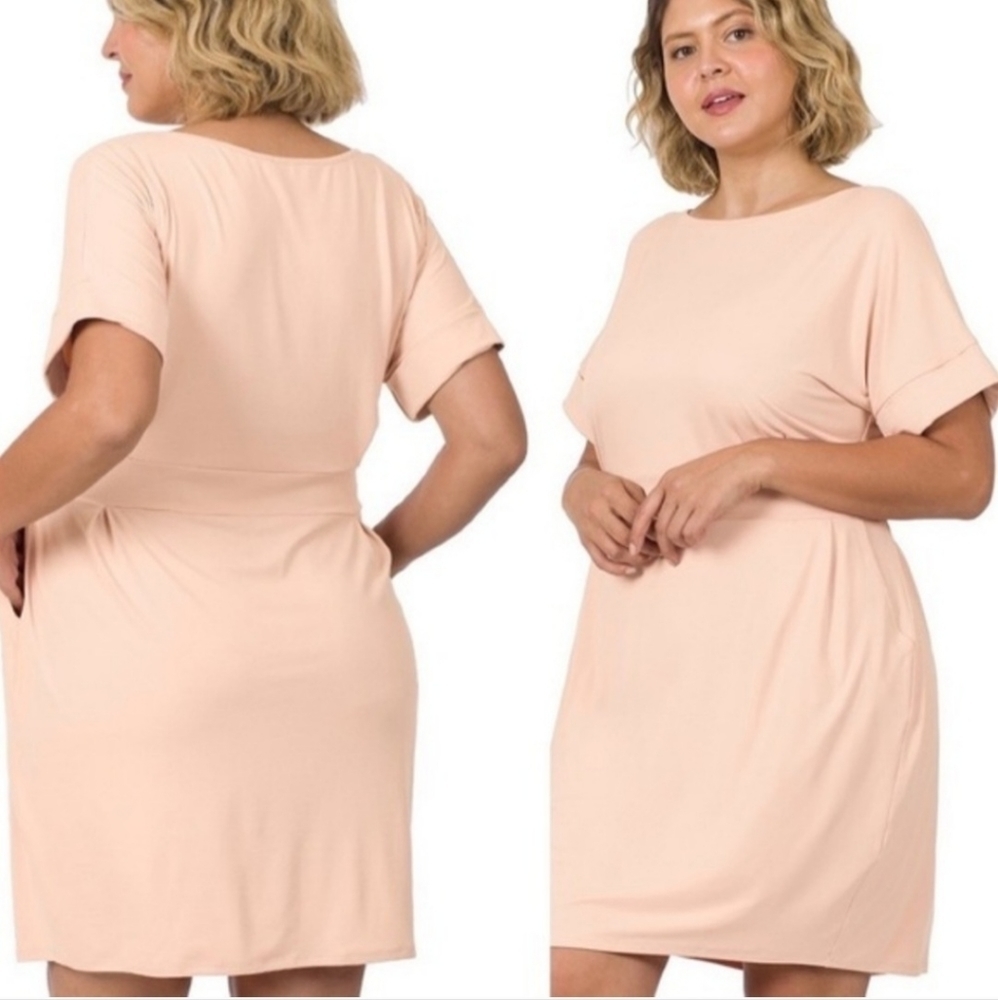 Plus size dress - Picture 2 of 6